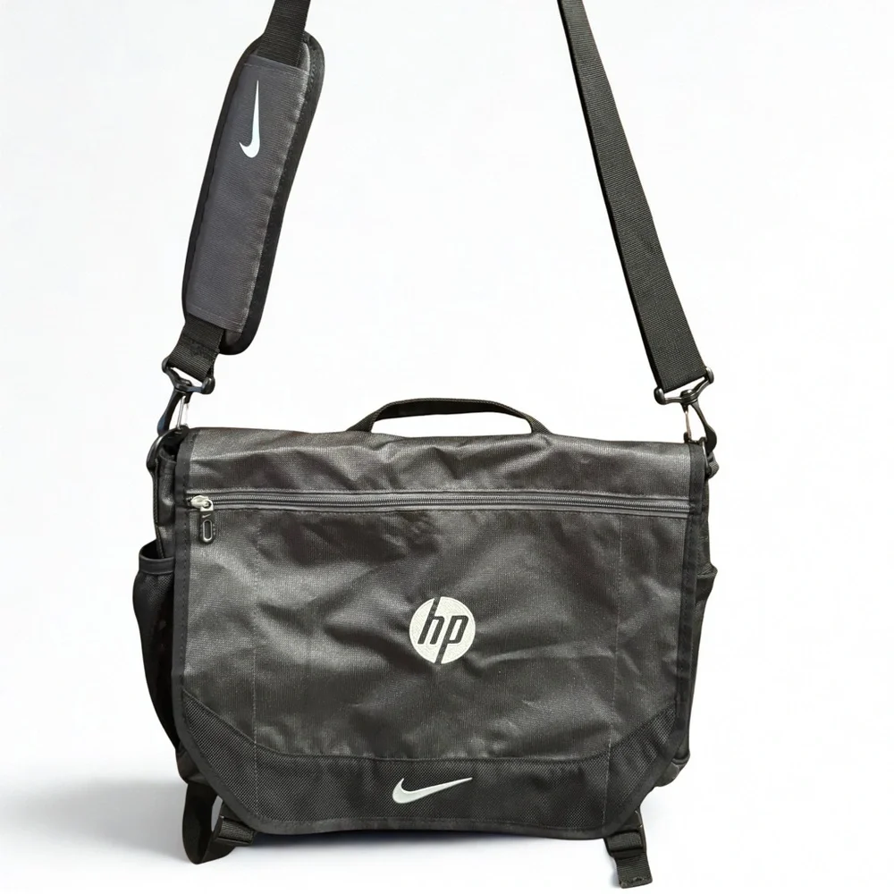 Nike Messenger Laptop Travel Bag w/ HP Logo